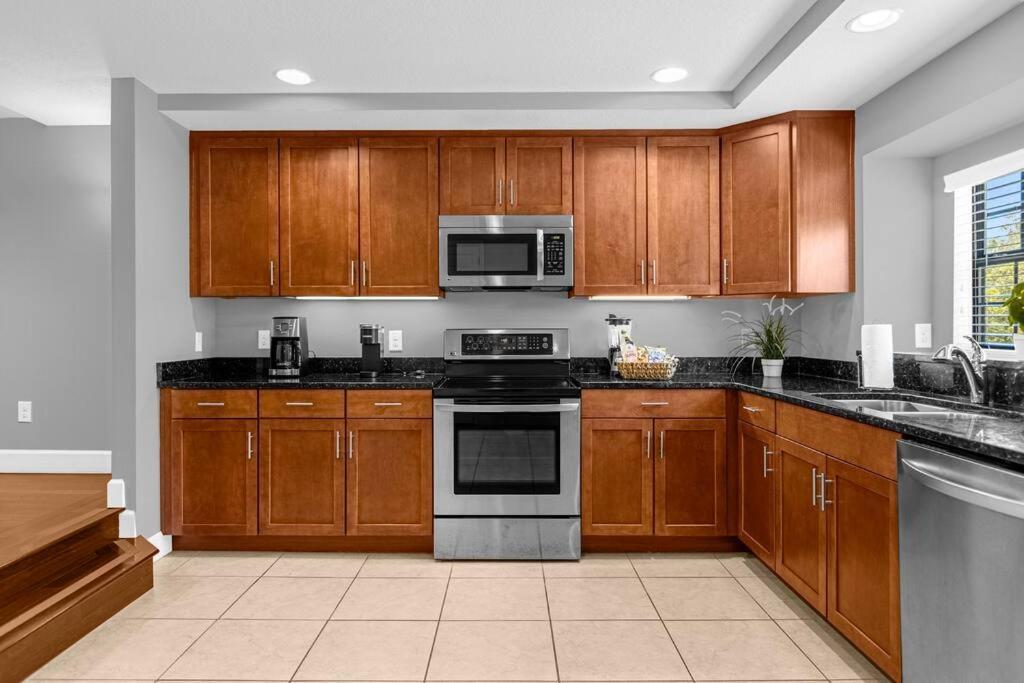 Vibrant 4Br Family Townhome 1 Mile From Disney World And Disney Springs Орландо Екстер'єр фото